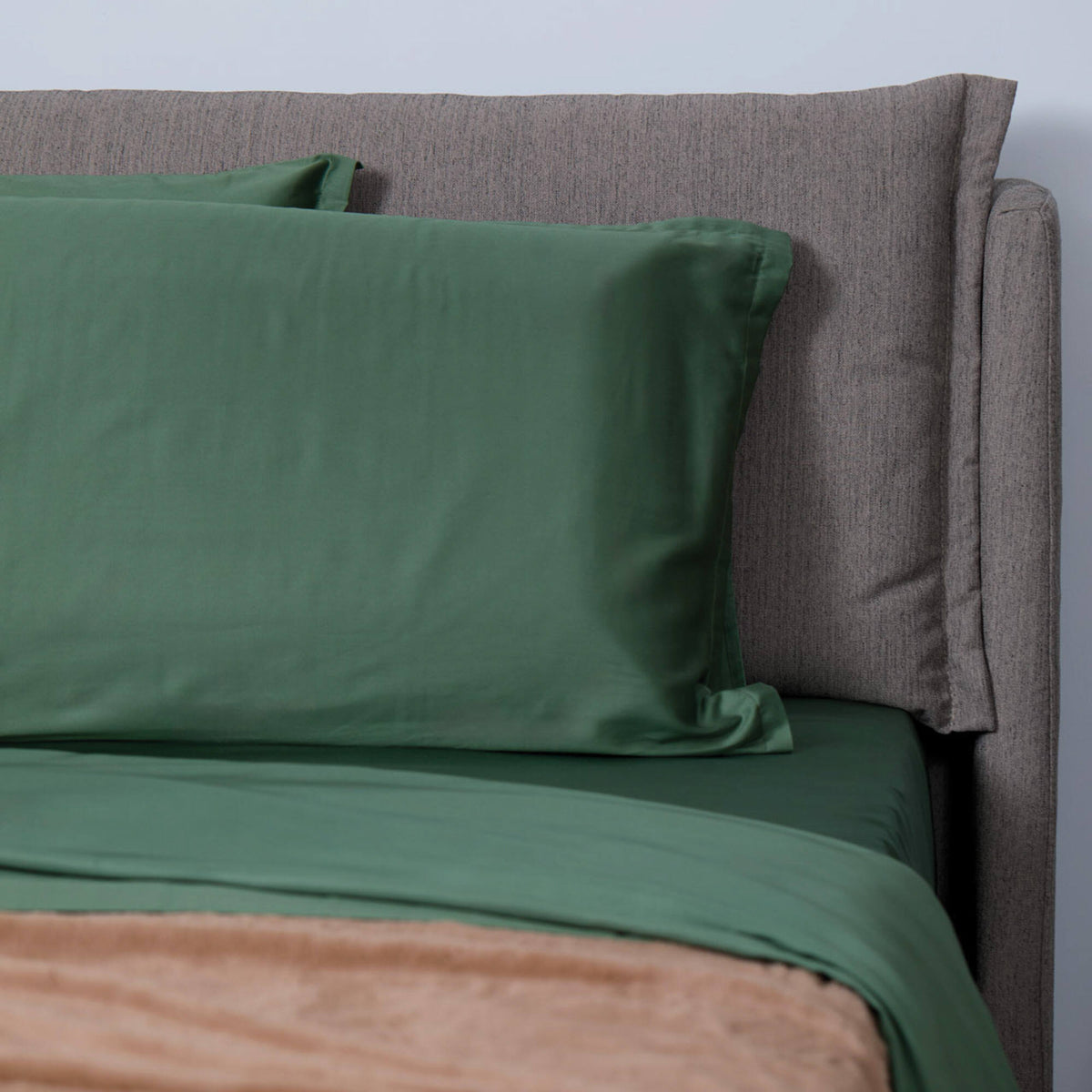 Completo Letto Marais Bianco in Cotone Raso 600 TC 300 - Finissaggio silk - 2 Piazze
