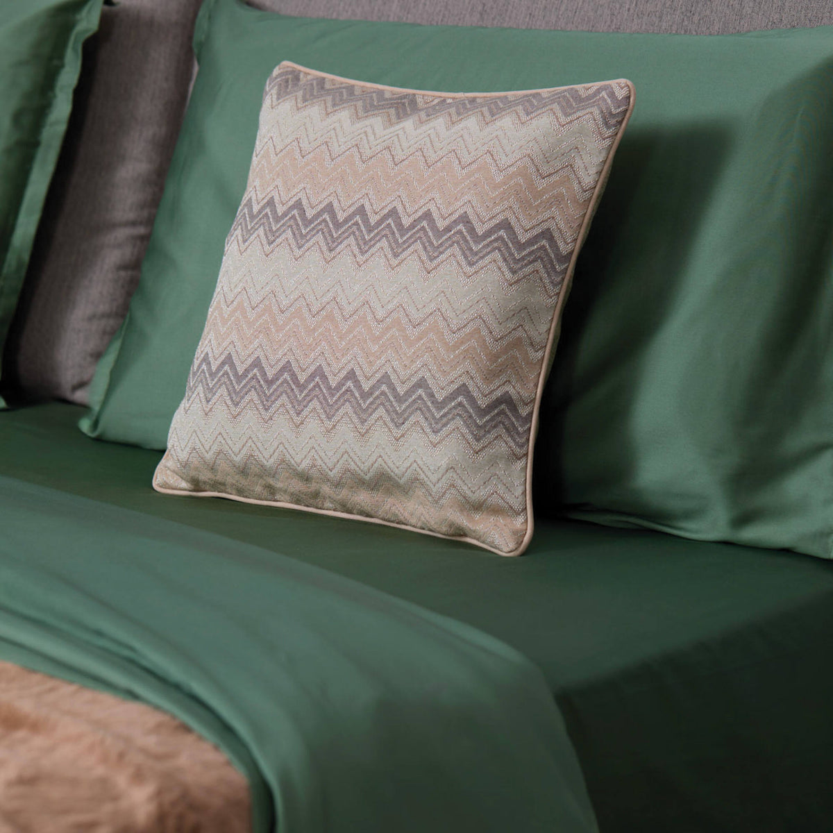 Lenzuolo con angoli King size Marais Bianco in Cotone Raso 600 TC 300 - Finissaggio silk - 180x220x30h